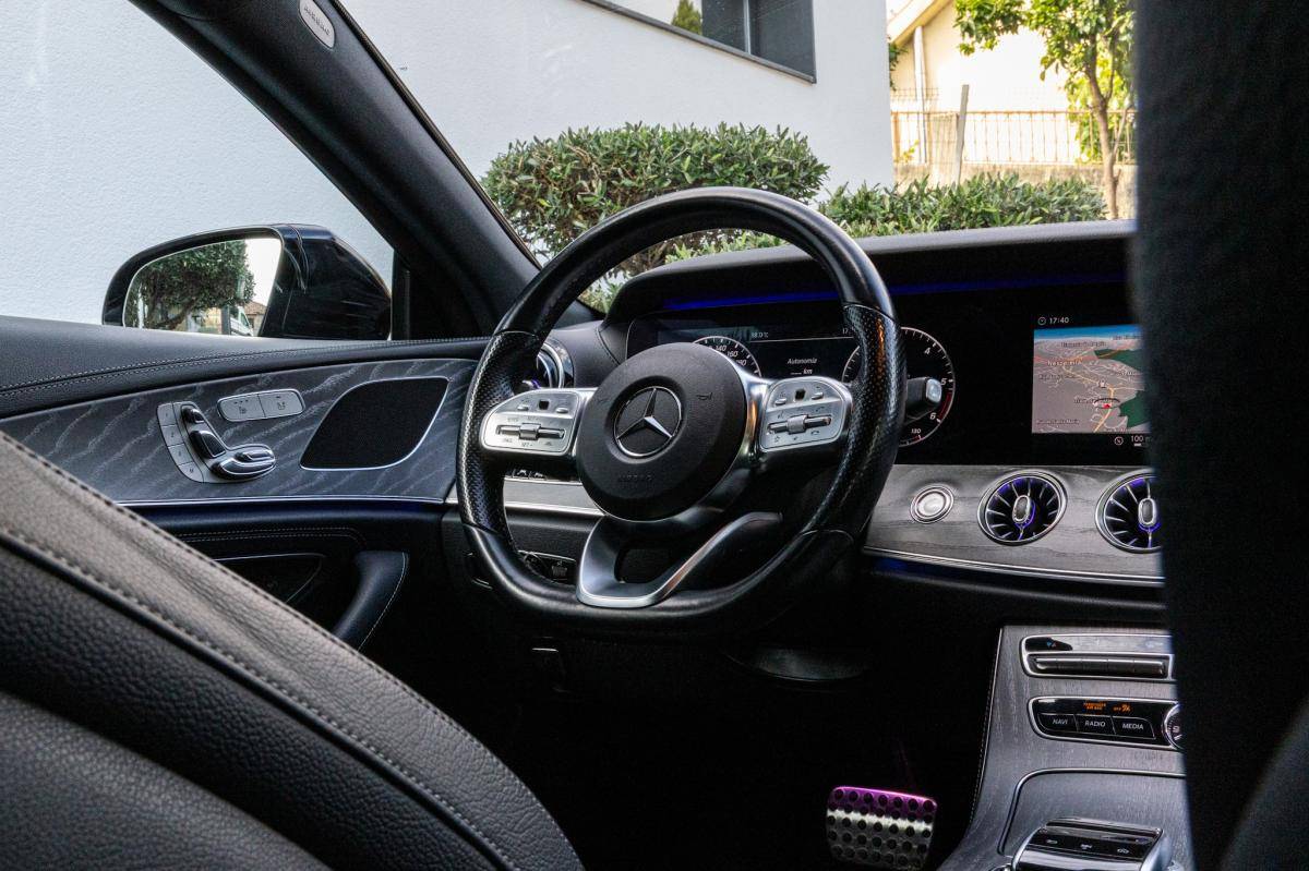 mercedes-benz-cls-2018-diesel-2925cc
