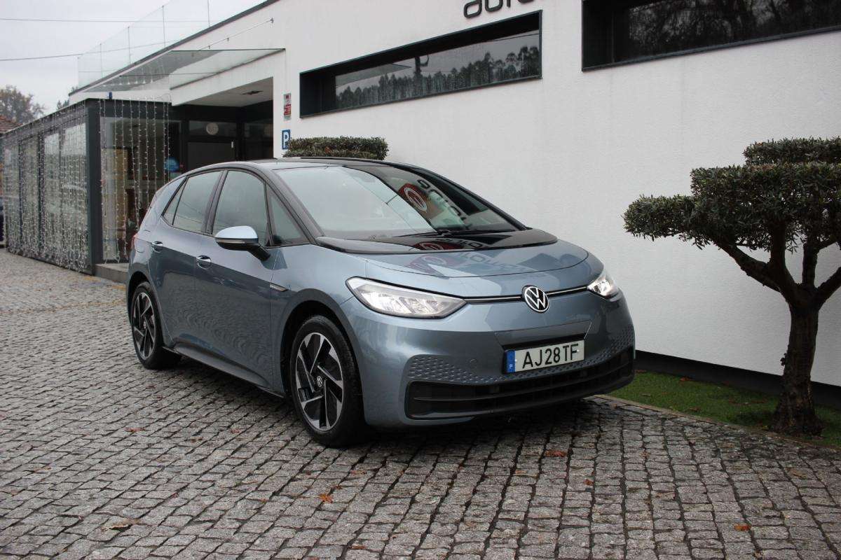 volkswagen-id-3-2021-eletrico-500cc