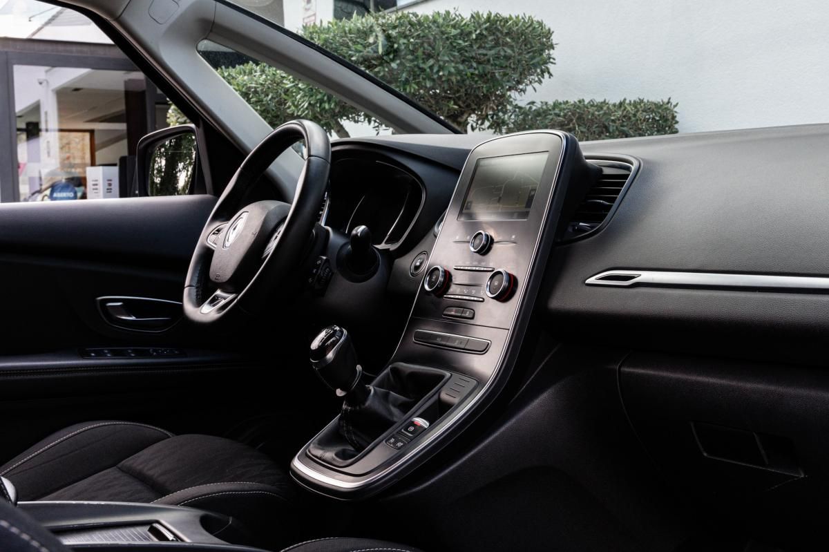 renault-grand-scenic-2019-gasolina-1332cc