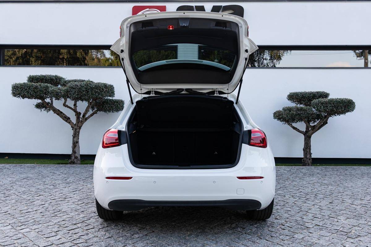 mercedes-benz-classe-a-2020-gasolina-1332cc