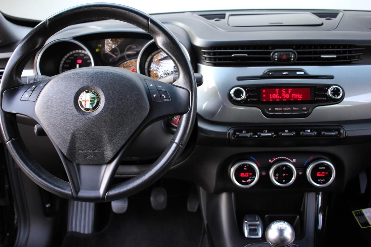 alfa-romeo-giulietta-2012-diesel-1598cc