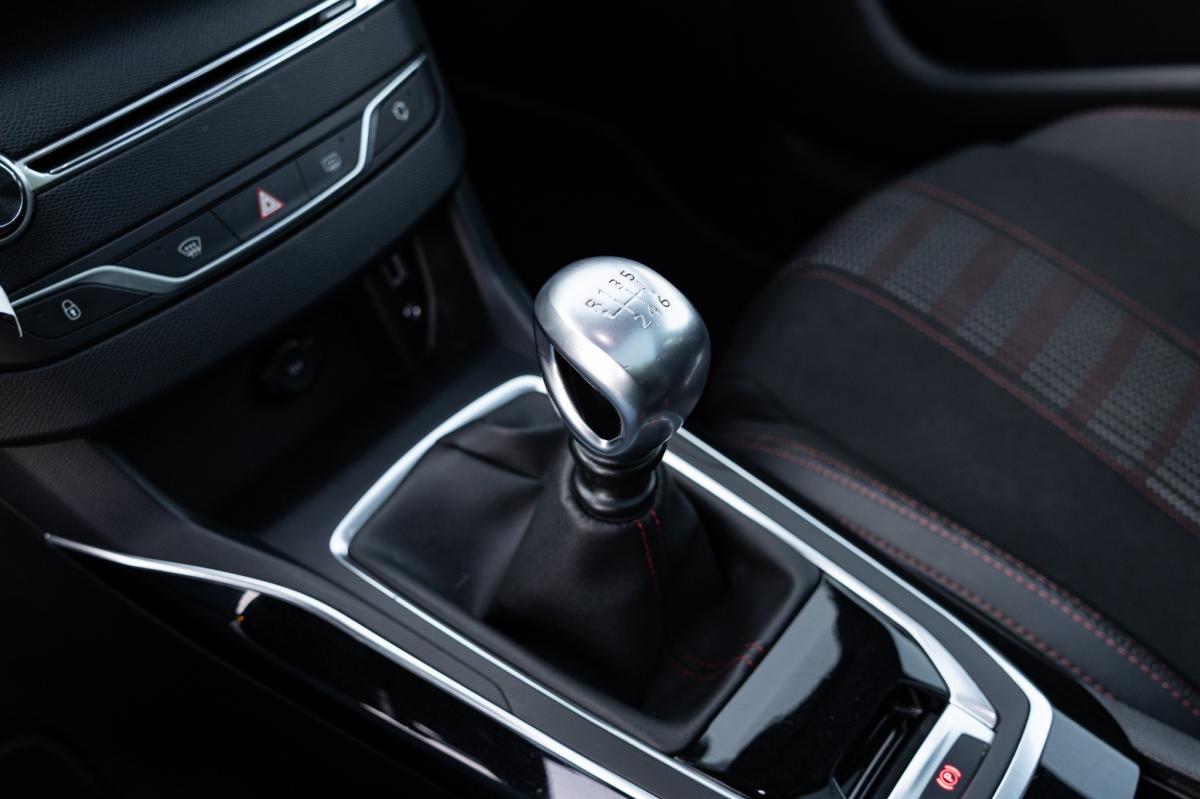 peugeot-308-2017-diesel-1560cc