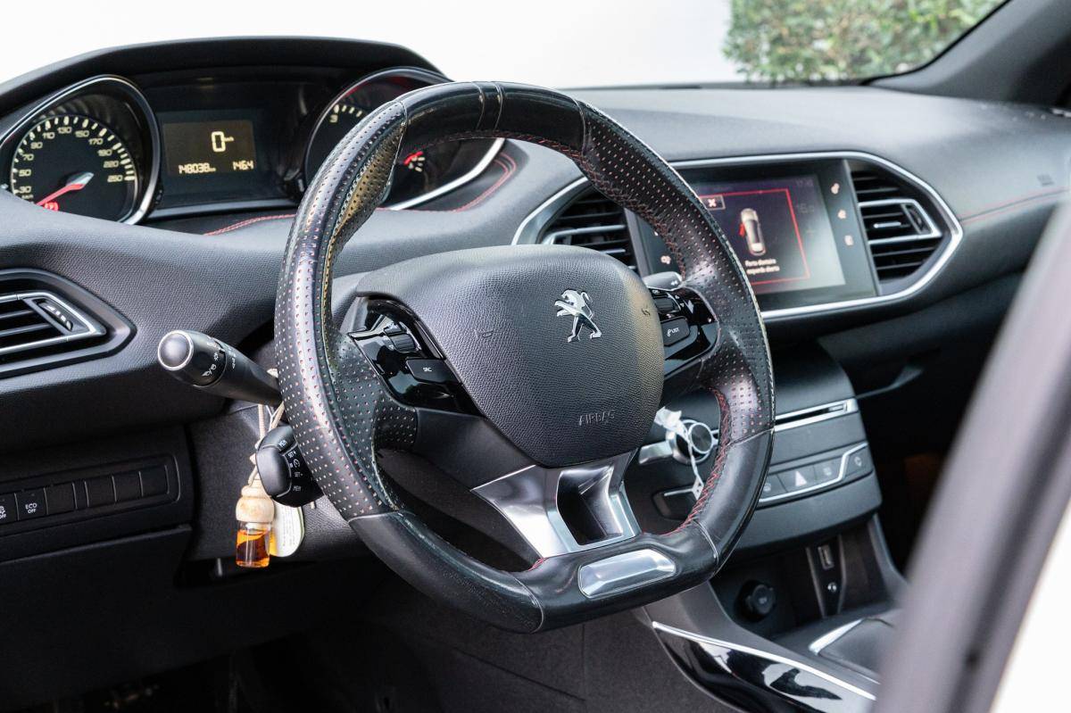 peugeot-308-2017-diesel-1560cc