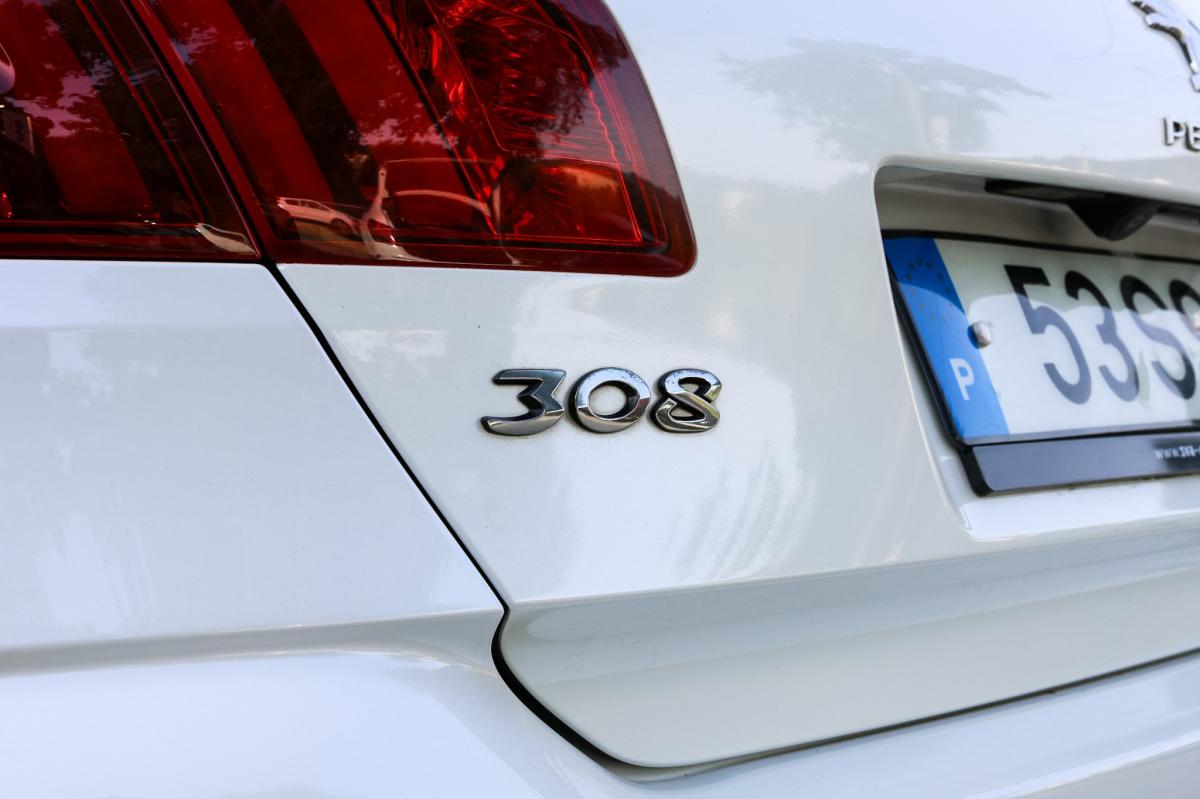 peugeot-308-2017-diesel-1560cc
