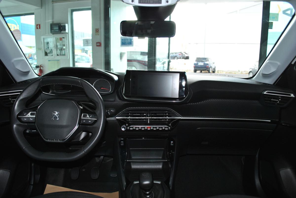 peugeot-208-2022-gasolina-1199cc