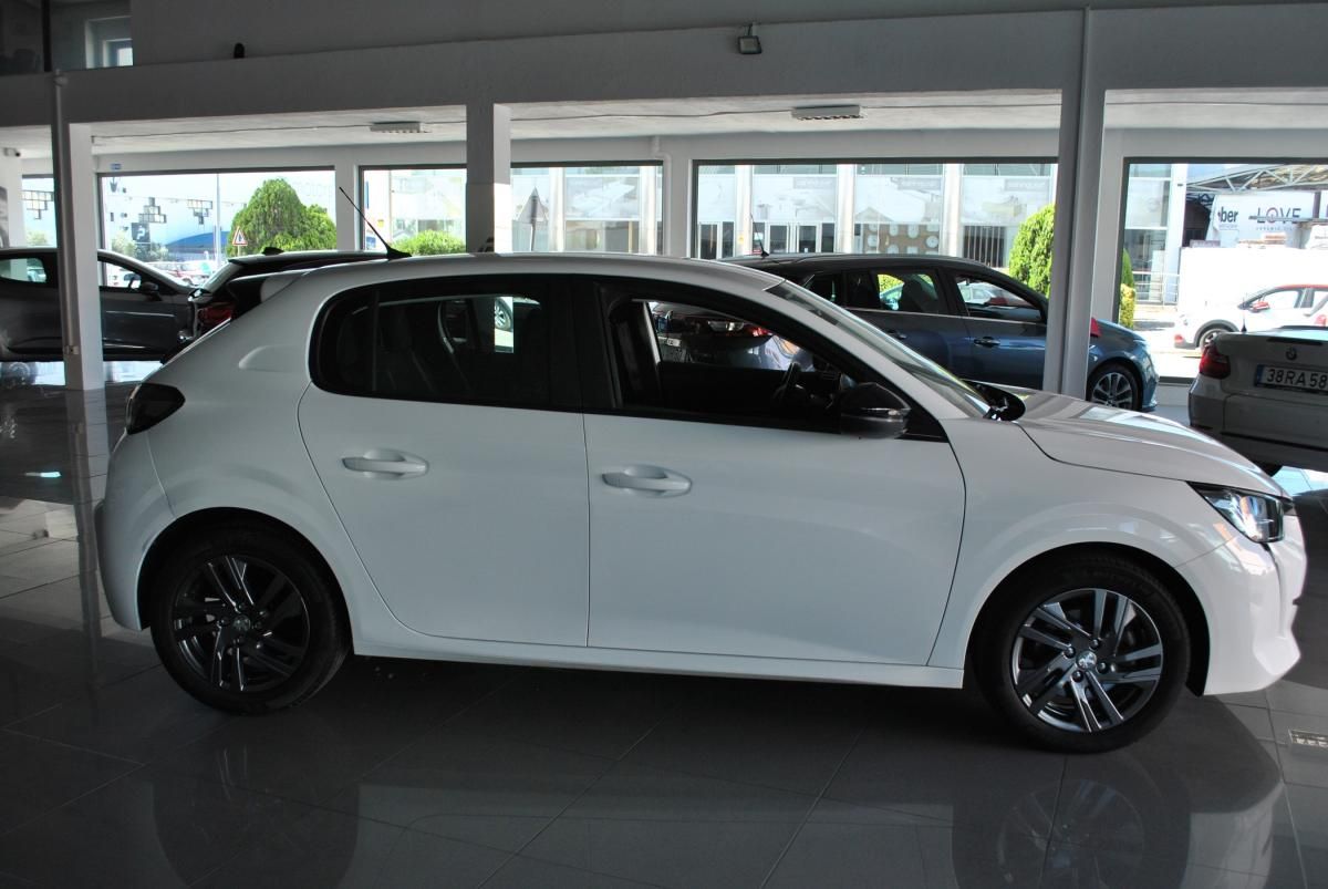 peugeot-208-2022-gasolina-1199cc