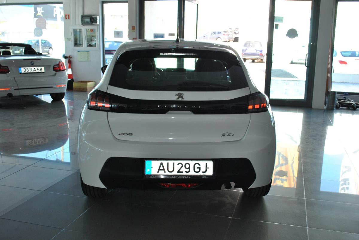 peugeot-208-2022-gasolina-1199cc
