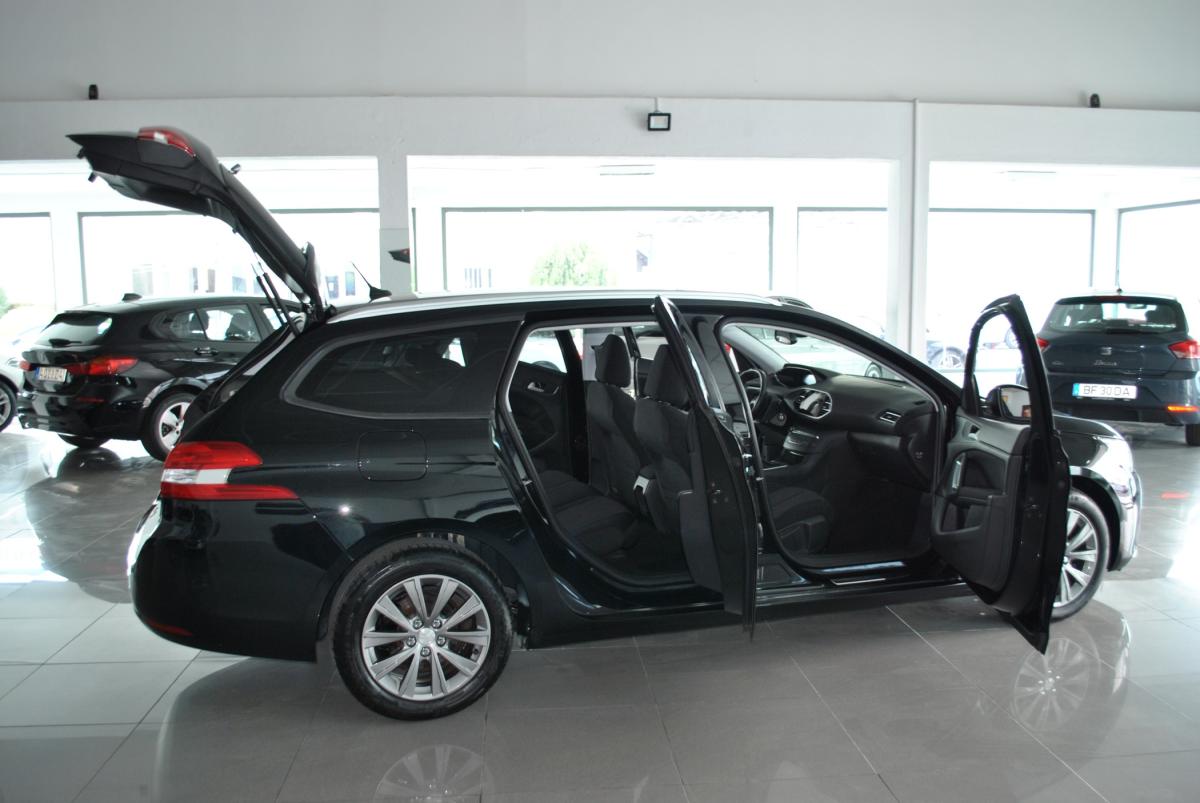 peugeot-308-sw-2021-diesel-1499cc