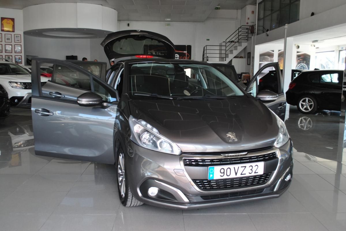 peugeot-208-2019-gasolina-1199cc