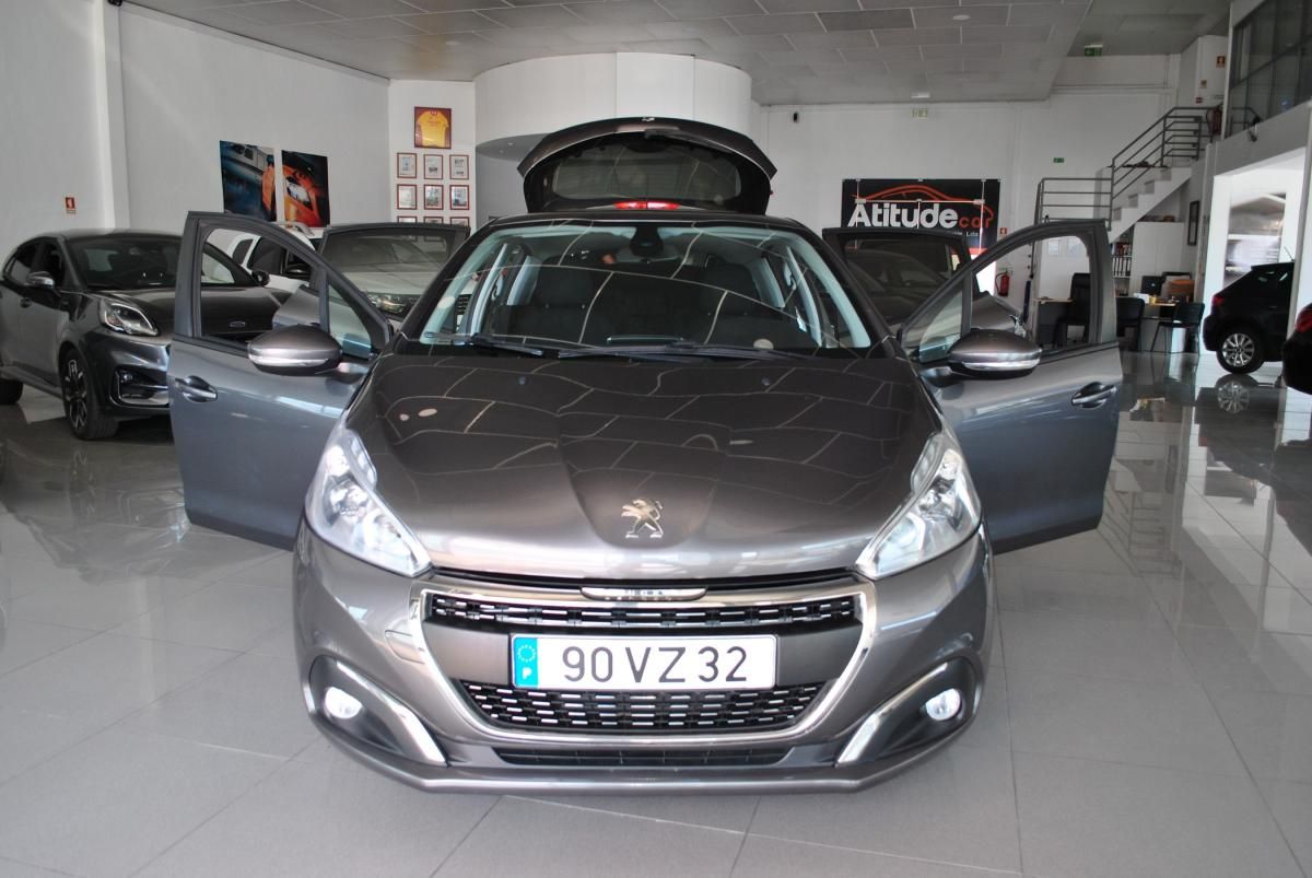 peugeot-208-2019-gasolina-1199cc