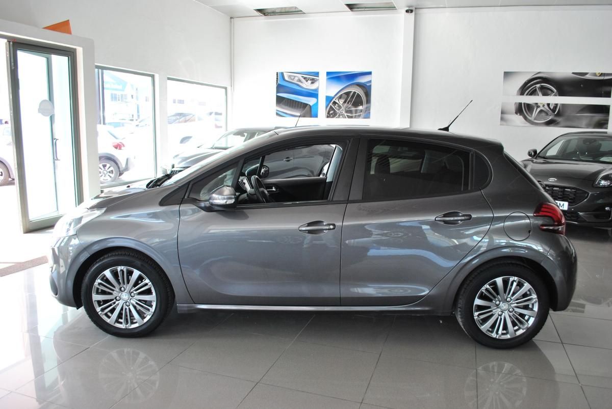 peugeot-208-2019-gasolina-1199cc