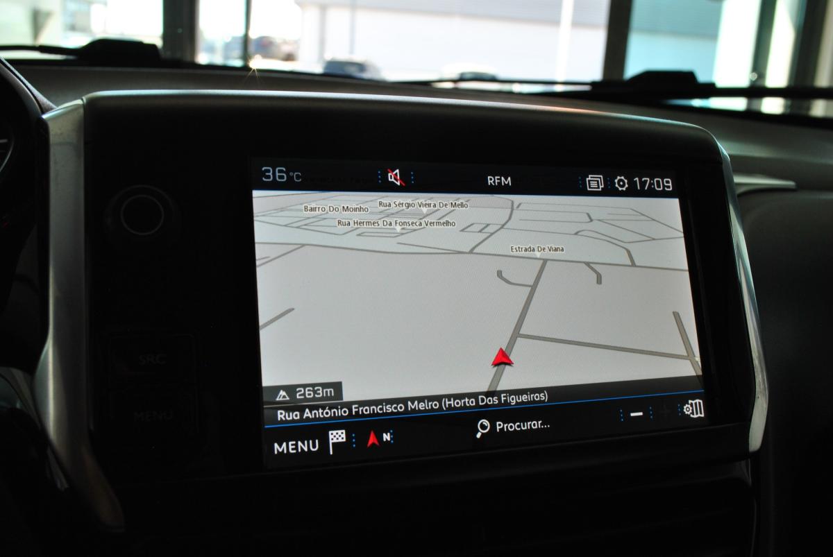 peugeot-208-2019-gasolina-1199cc