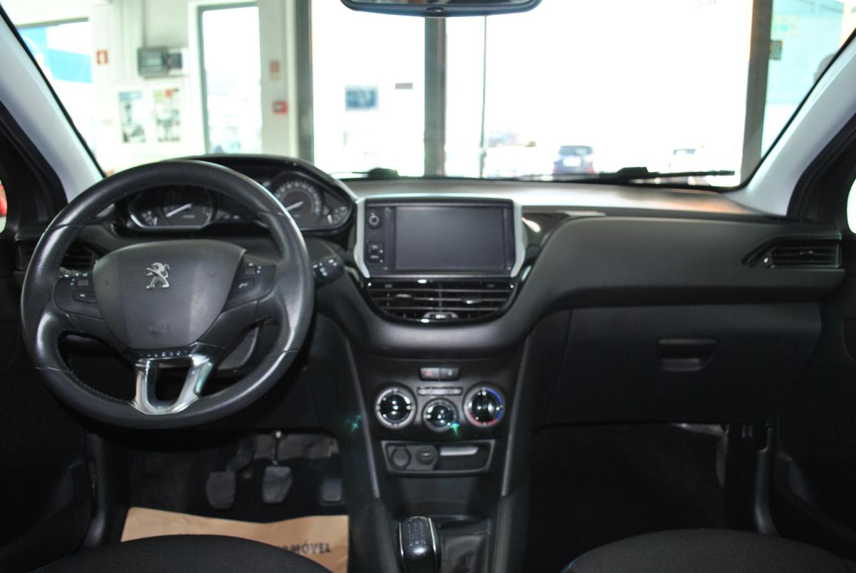 peugeot-208-2019-gasolina-1199cc