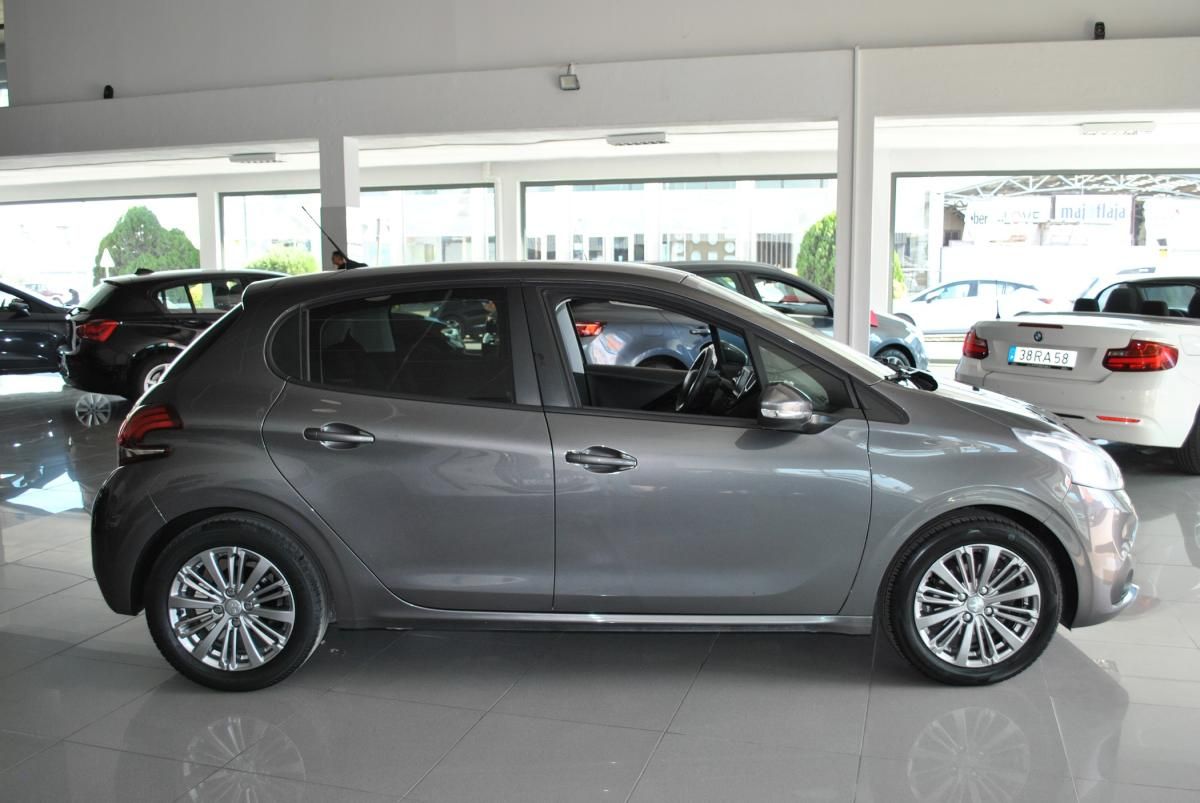 peugeot-208-2019-gasolina-1199cc