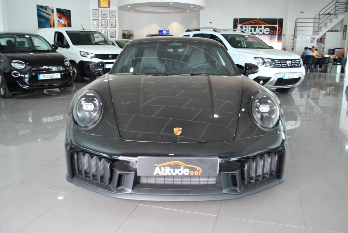 porsche-911-2026-hibrido-a-gasolina-3591cc