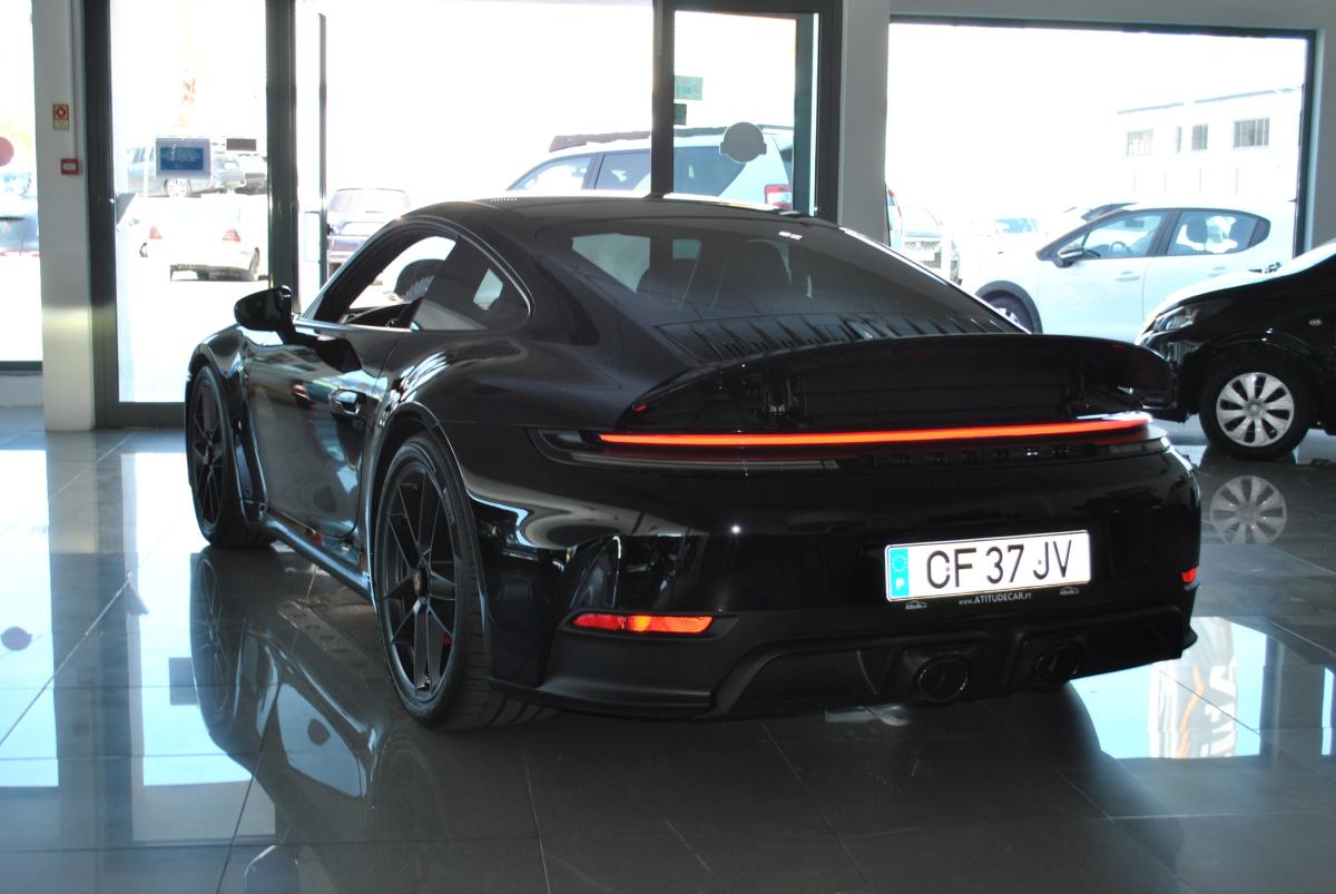 porsche-911-2026-hibrido-a-gasolina-3591cc