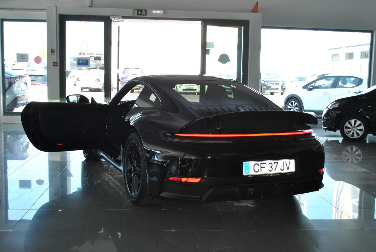 porsche-911-2026-hibrido-a-gasolina-3591cc
