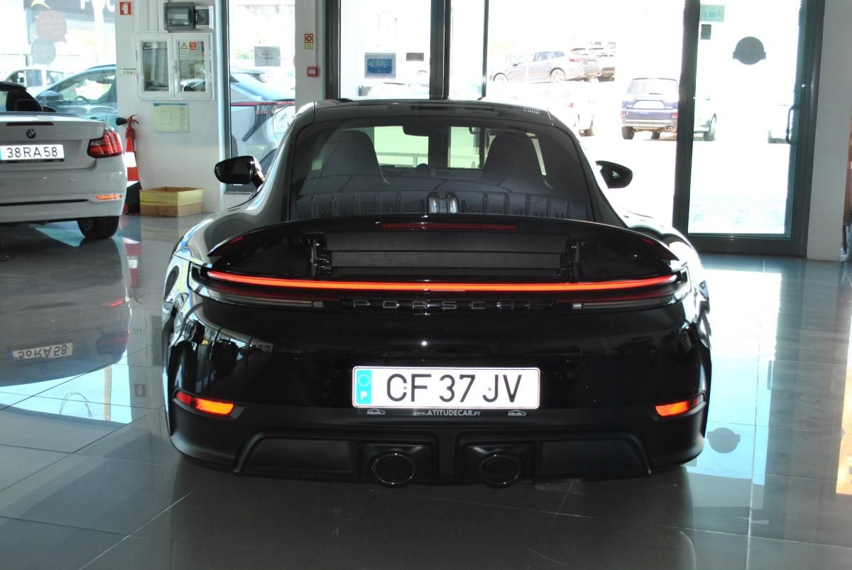 porsche-911-2026-hibrido-a-gasolina-3591cc