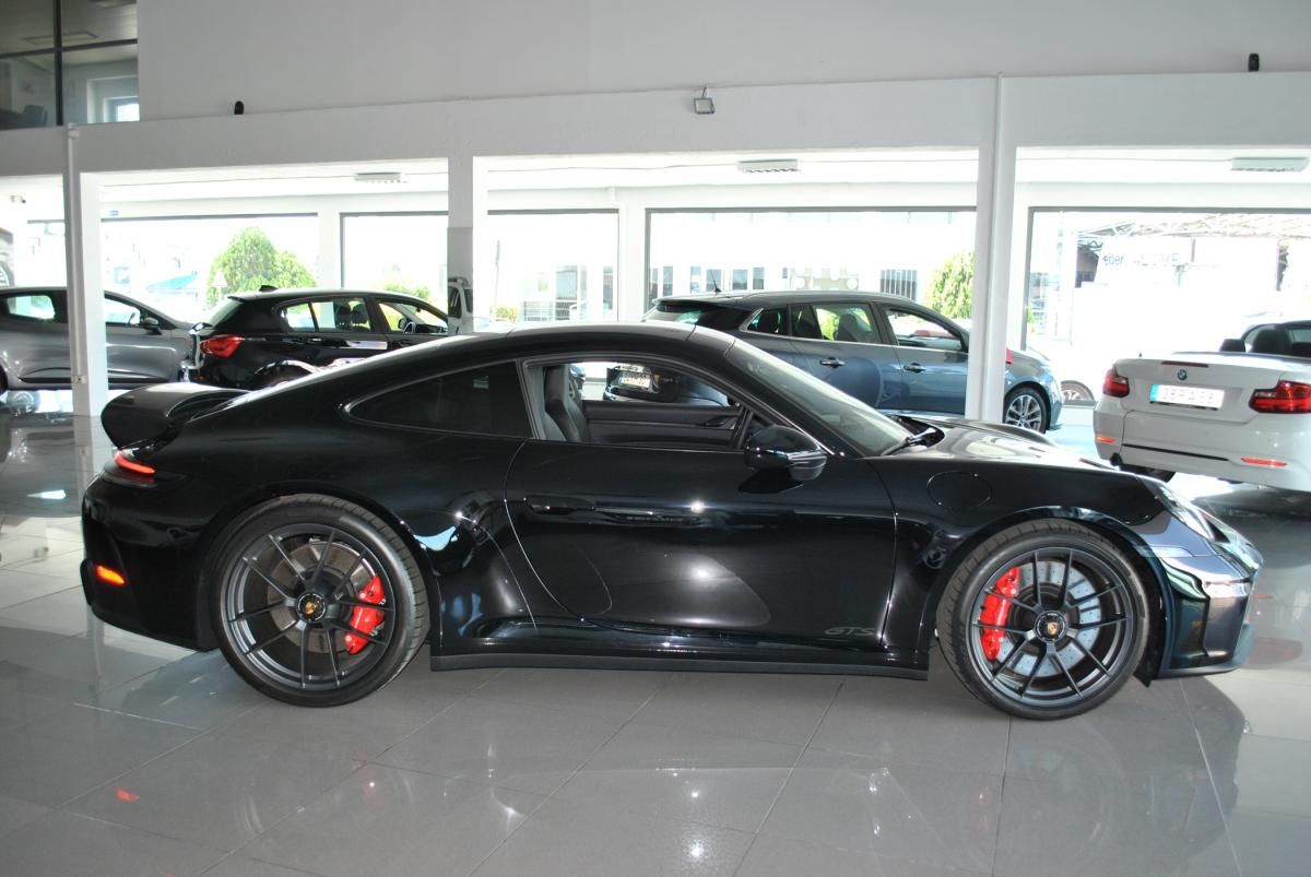 porsche-911-2026-hibrido-a-gasolina-3591cc