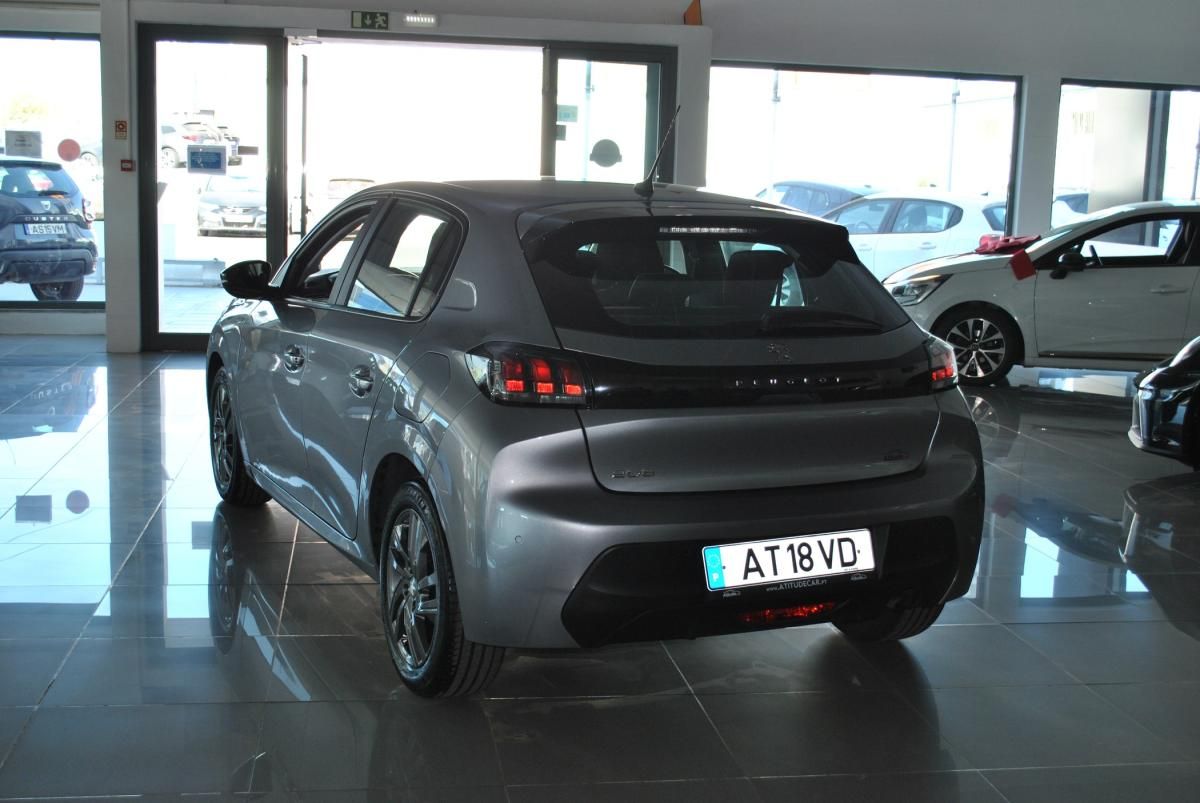 peugeot-208-2022-gasolina-1199cc