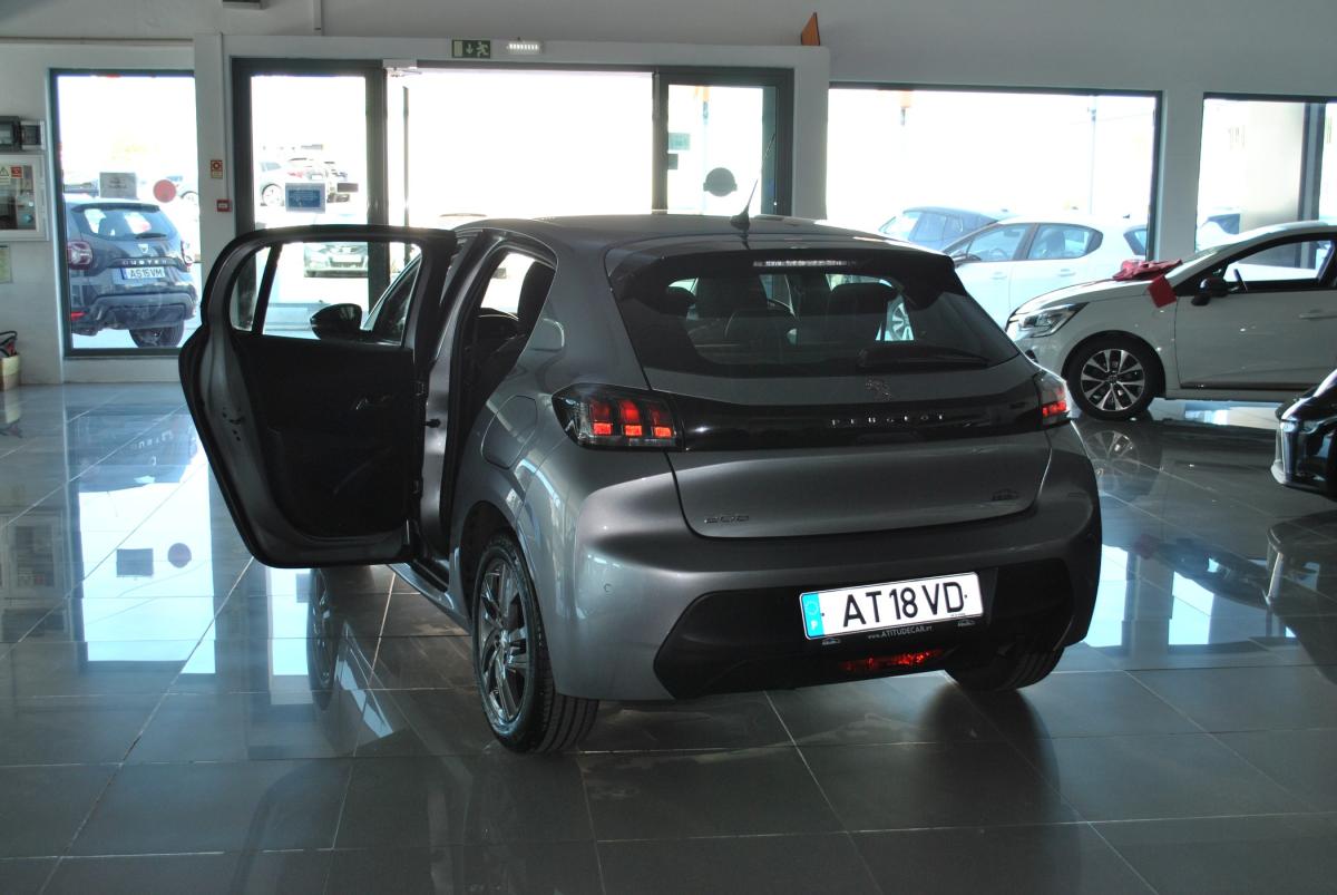 peugeot-208-2022-gasolina-1199cc