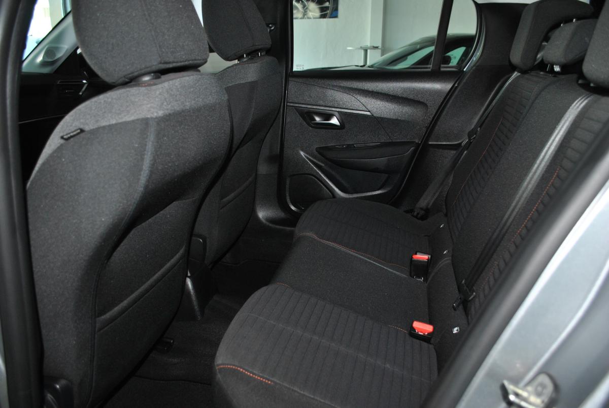 peugeot-208-2022-gasolina-1199cc