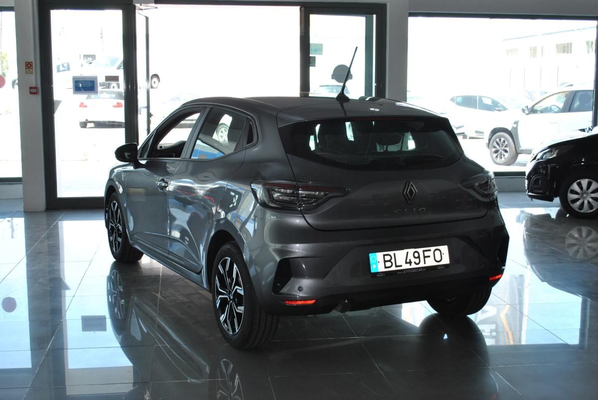 renault-clio-2024-gasolina-999cc