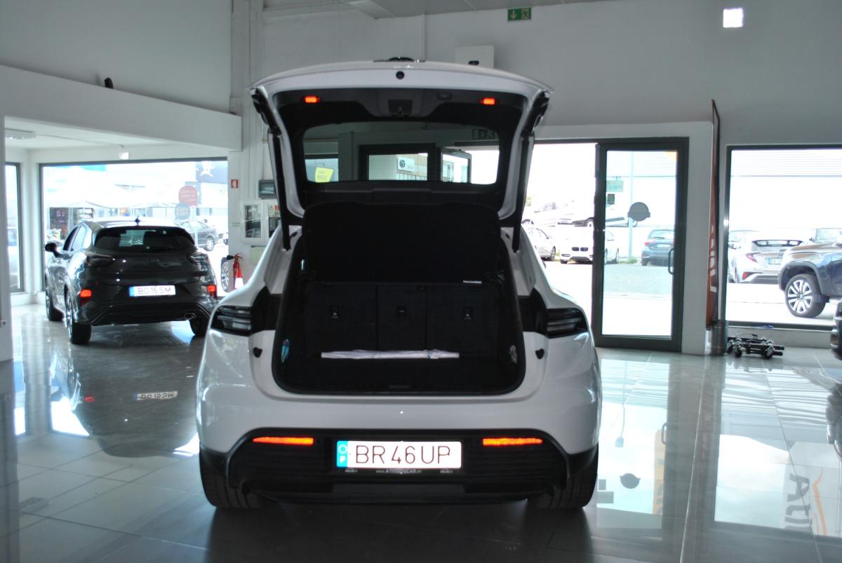 porsche-macan-2025-eletrico-0cc
