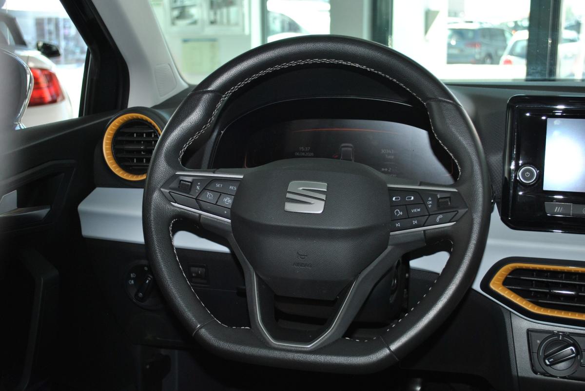 seat-ibiza-2023-gasolina-999cc