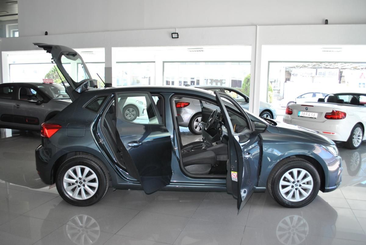 seat-ibiza-2023-gasolina-999cc