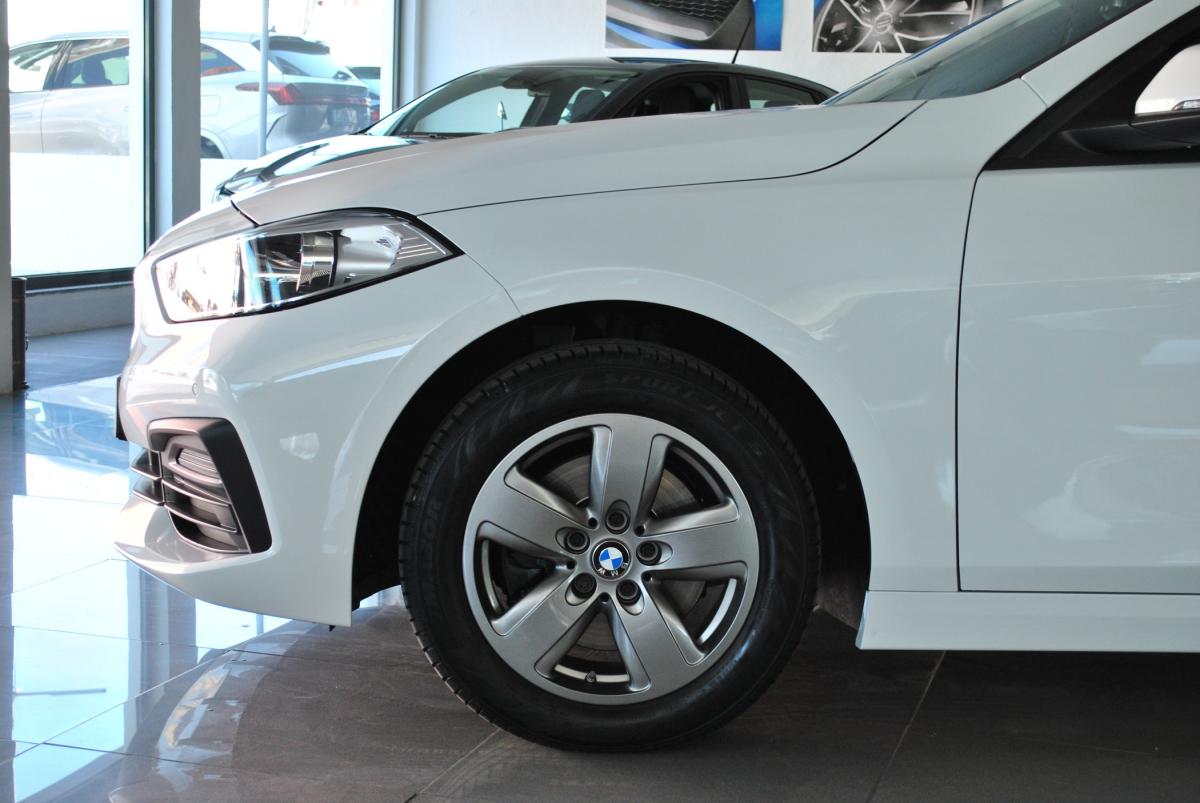bmw-serie-1-2022-diesel-1496cc