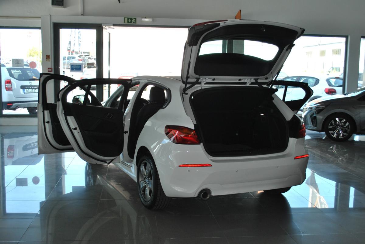 bmw-serie-1-2022-diesel-1496cc
