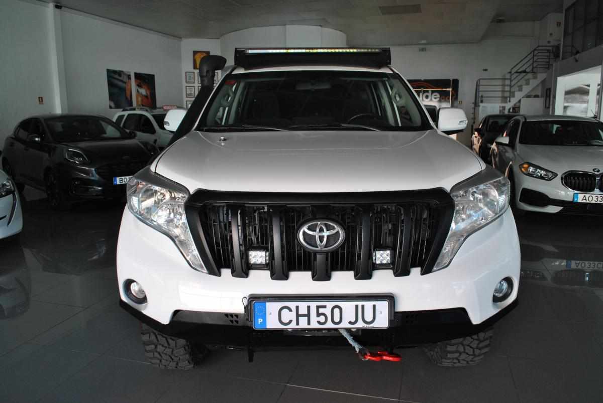 toyota-land-cruiser-2017-diesel-2755cc