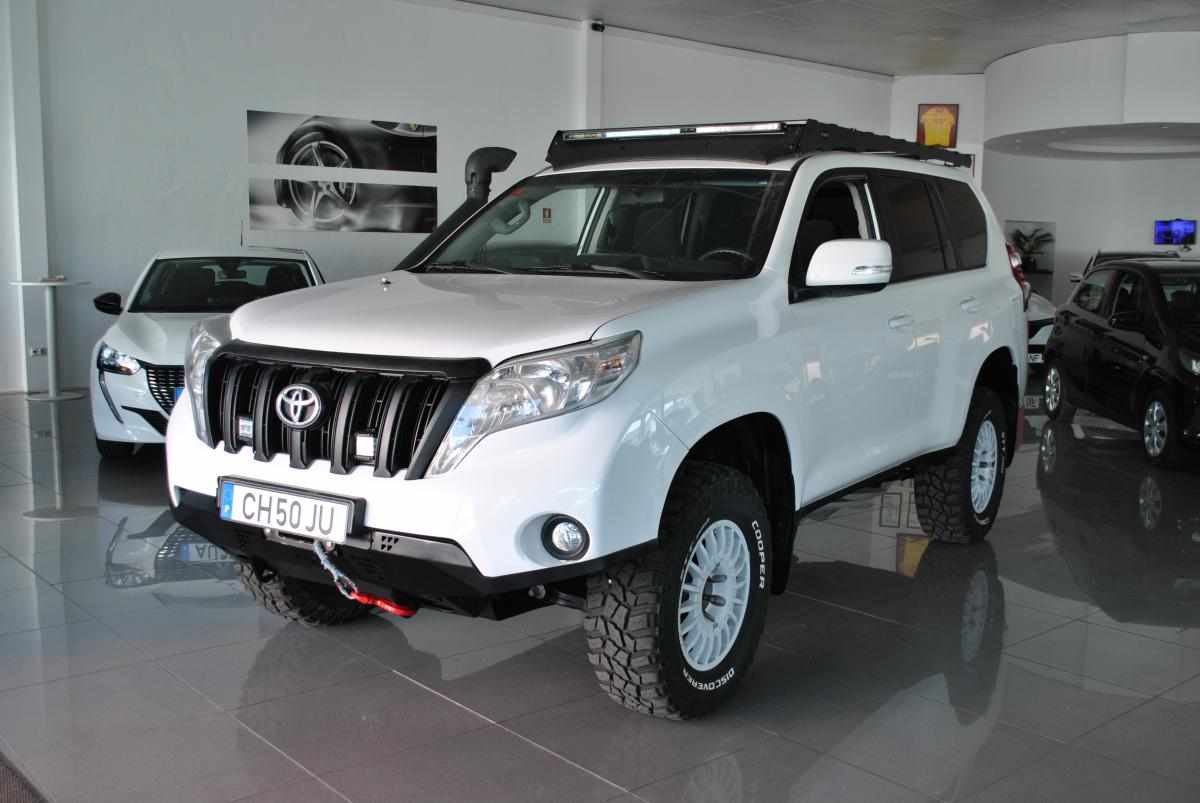toyota-land-cruiser-2017-diesel-2755cc