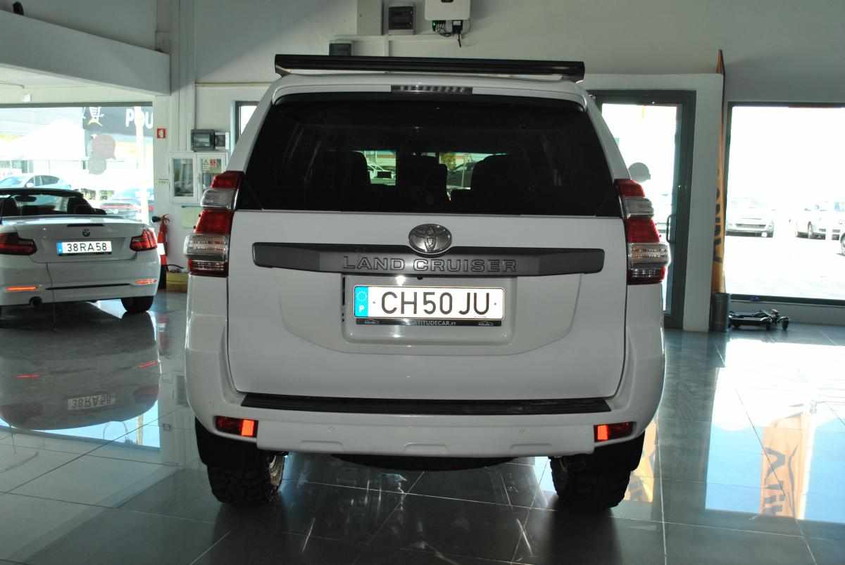 toyota-land-cruiser-2017-diesel-2755cc