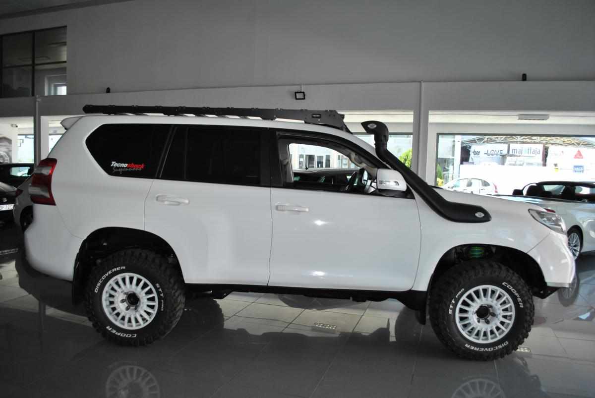 toyota-land-cruiser-2017-diesel-2755cc