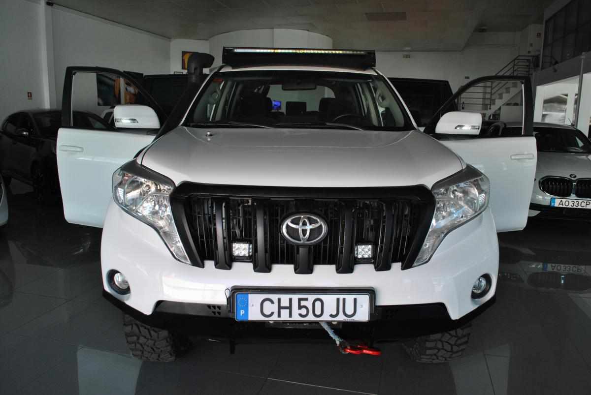 toyota-land-cruiser-2017-diesel-2755cc