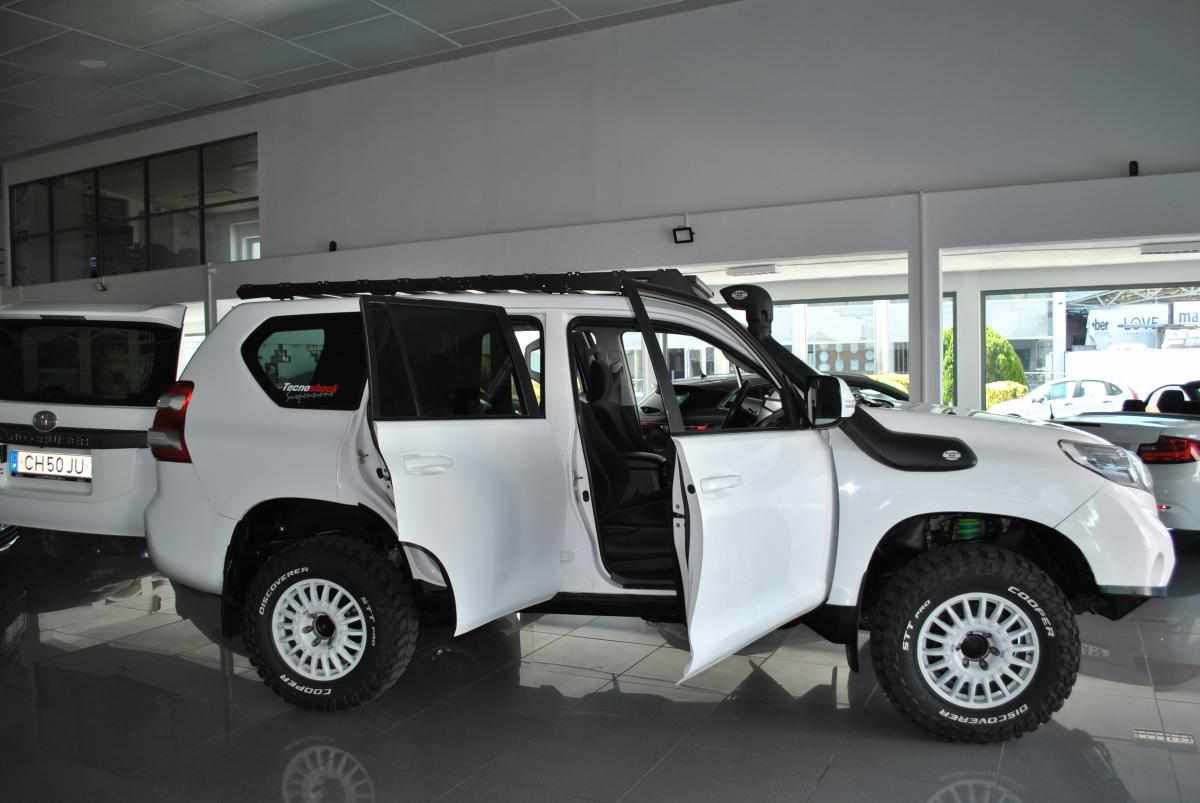 toyota-land-cruiser-2017-diesel-2755cc