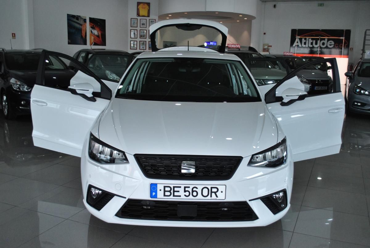 seat-ibiza-2023-gasolina-999cc