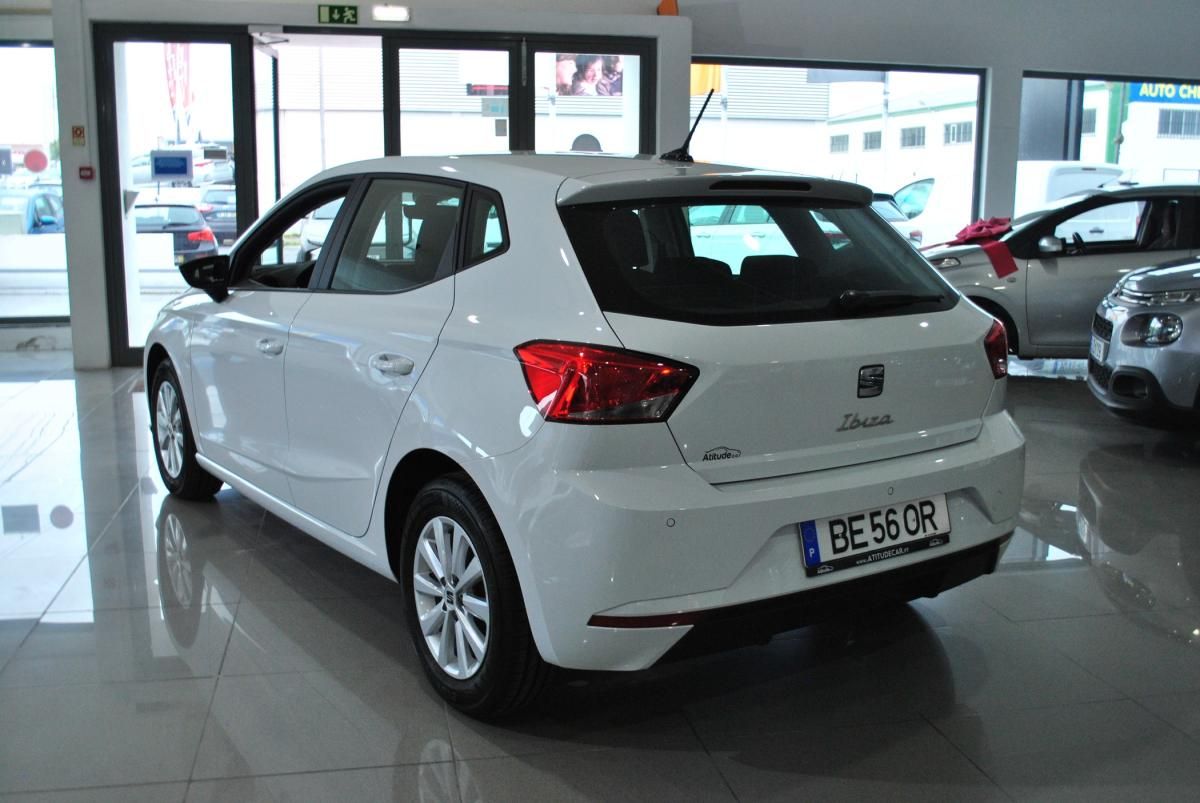 seat-ibiza-2023-gasolina-999cc