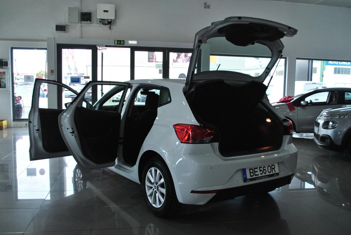 seat-ibiza-2023-gasolina-999cc