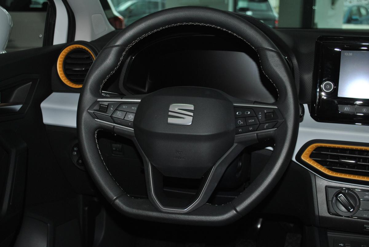 seat-ibiza-2023-gasolina-999cc