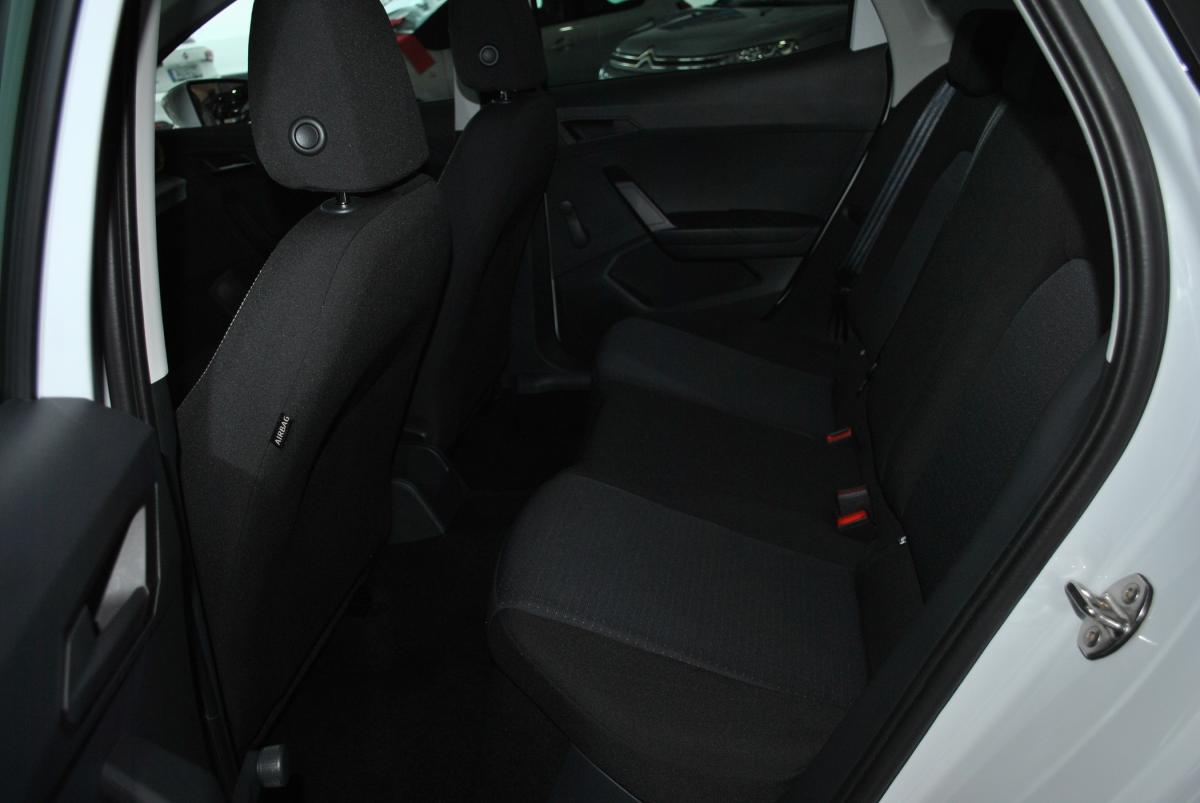 seat-ibiza-2023-gasolina-999cc