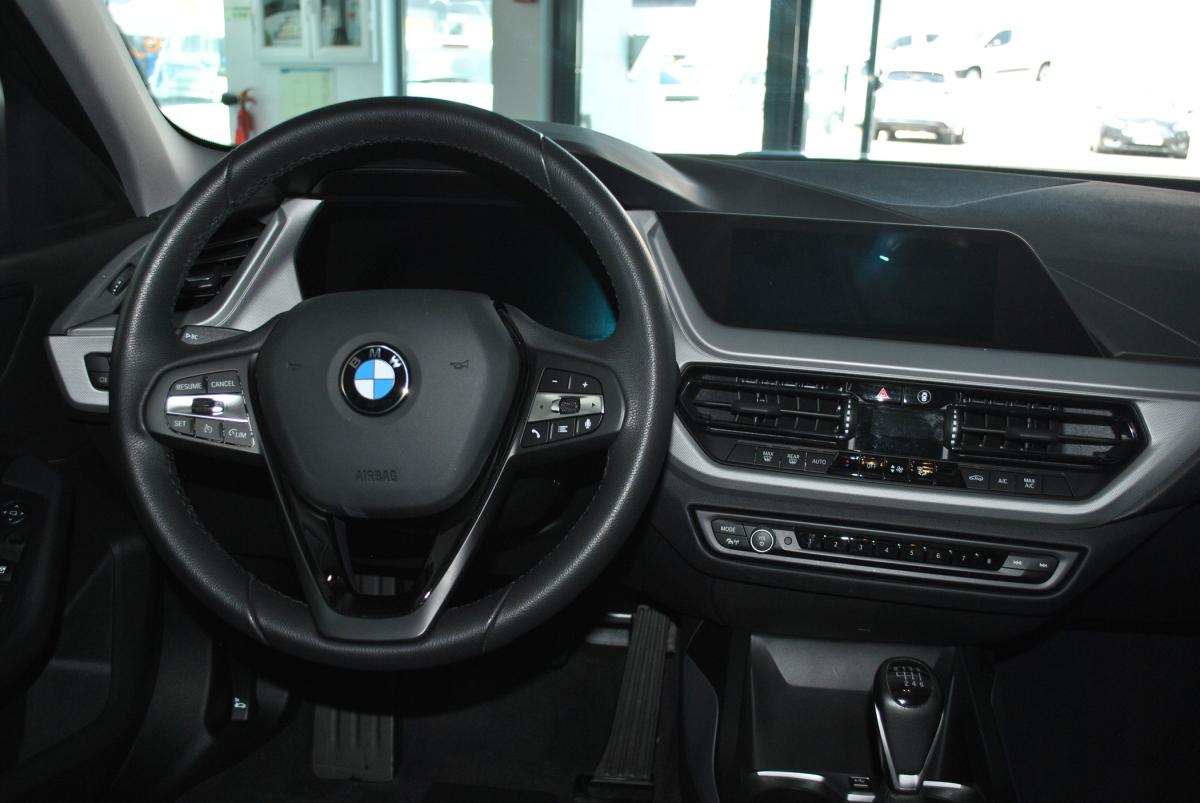 bmw-serie-1-2022-diesel-1496cc