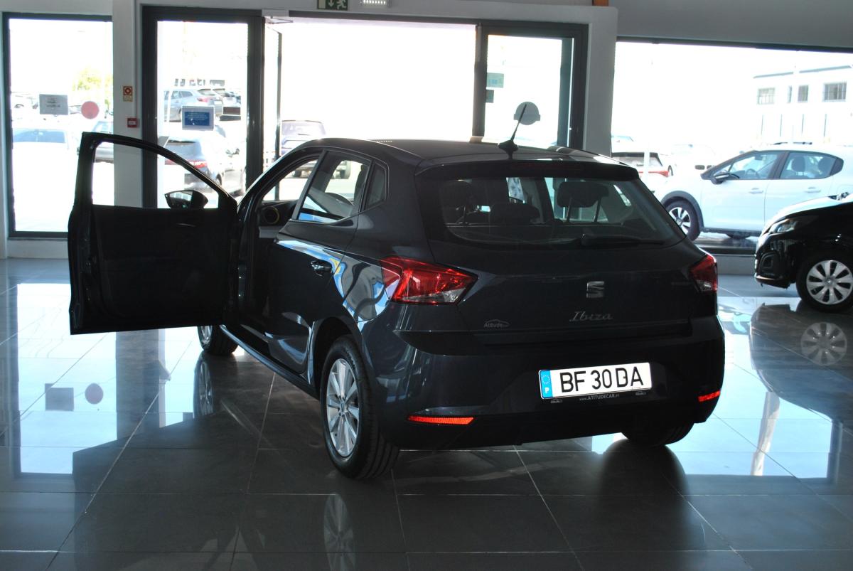 seat-ibiza-2023-gasolina-999cc