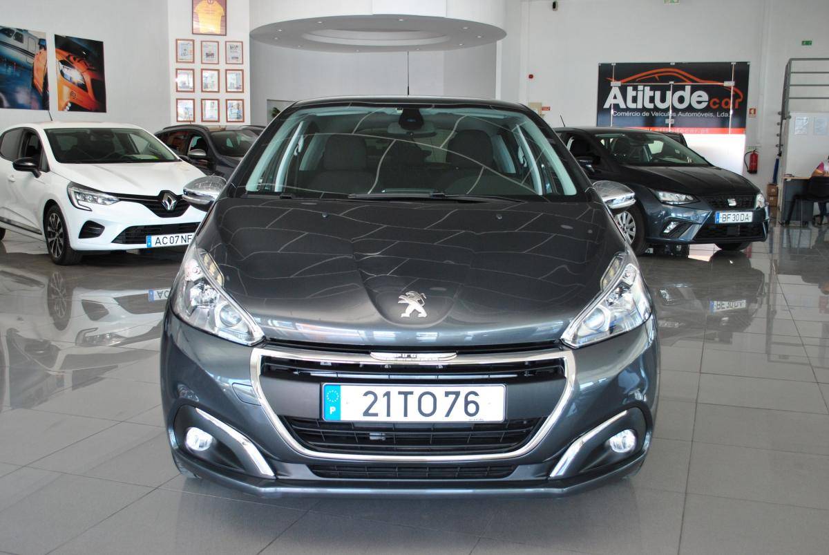 peugeot-208-2017-gasolina-1199cc