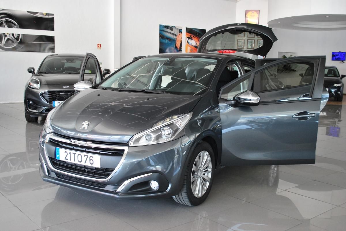 peugeot-208-2017-gasolina-1199cc