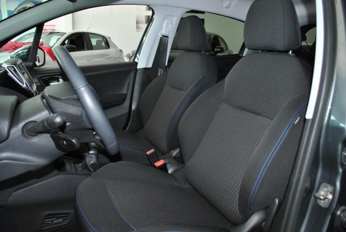 peugeot-208-2017-gasolina-1199cc