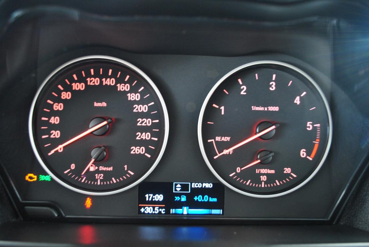 bmw-serie-1-2017-diesel-1496cc