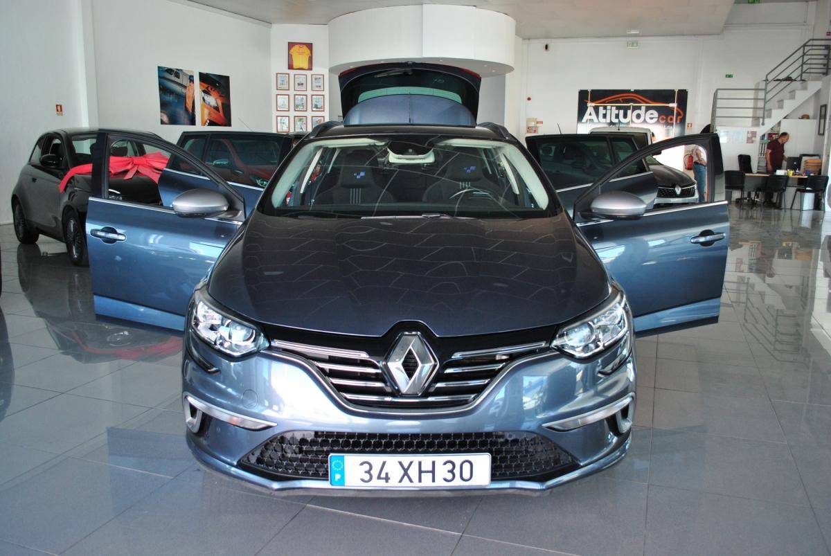 renault-megane-sport-tourer-2019-diesel-1461cc